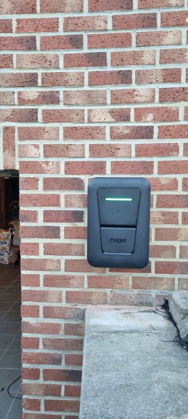 Coffret compteur en façade — chantier SelbElec